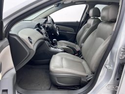 
										Chevrolet Cruze Sedan 1.8 Lt At full									