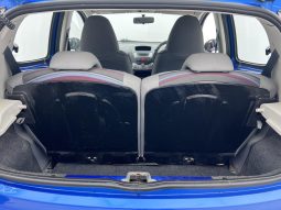 
										Citroen C1 1.0I full									