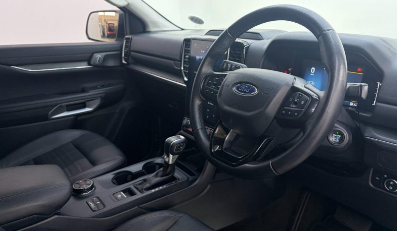 
								Ford Everest 2.0L SPORT 10AT 4×4 full									