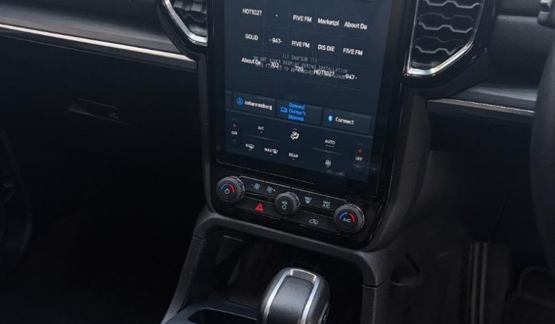 
								Ford Everest 2.0L SPORT 10AT 4×4 full									