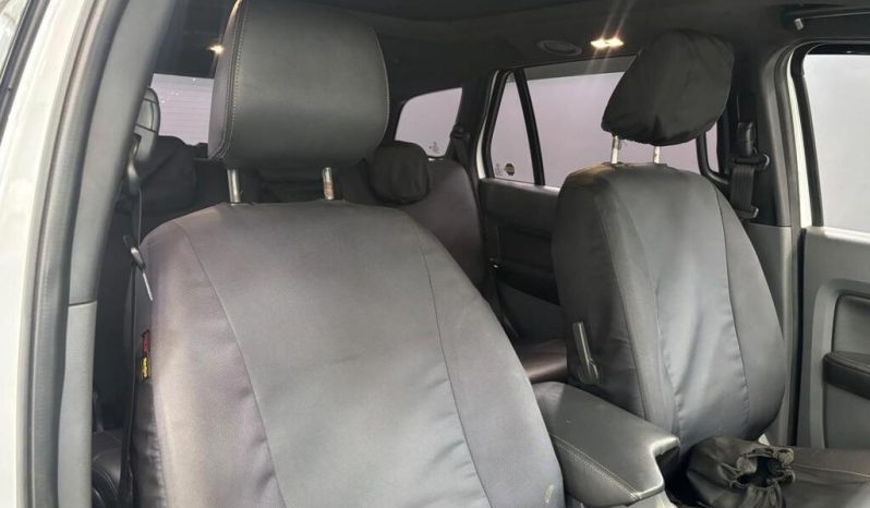 
								Ford Everest 3.2 Tdci Ltd 4X4 At full									