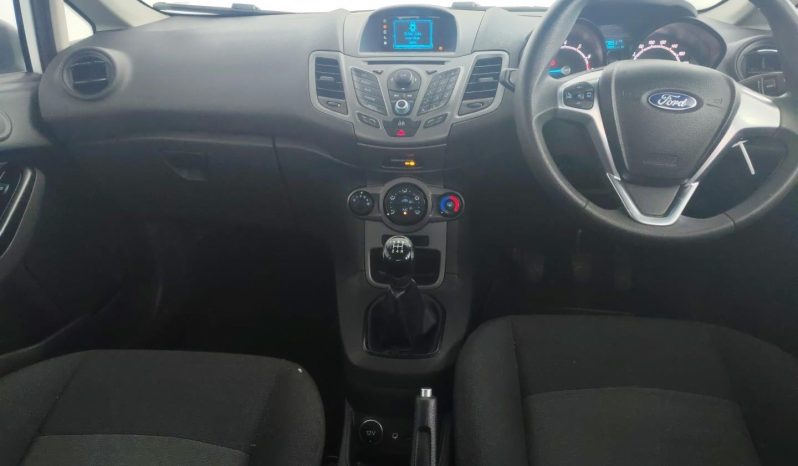 
								Ford Fiesta 1.4 Ambiente Ac+audio+bt full									