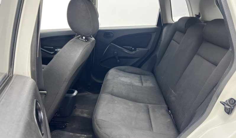 
								Ford Figo 1.4 Ambiente full									