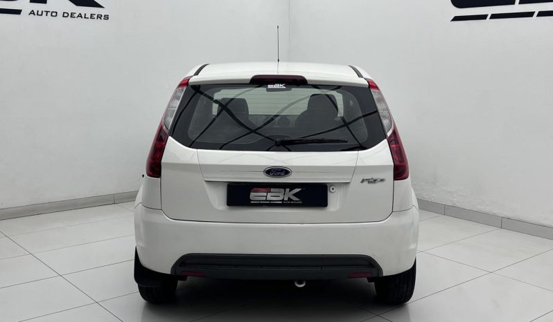 
								Ford Figo 1.4 Ambiente full									