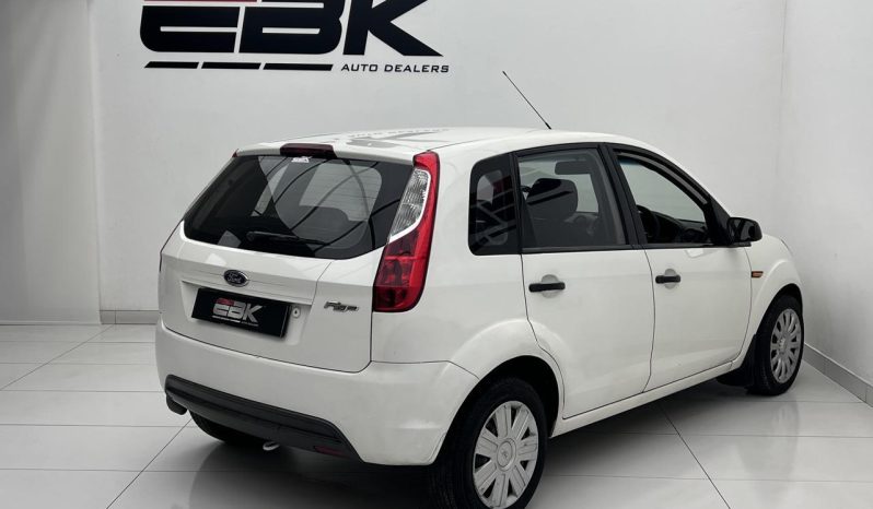 
								Ford Figo 1.4 Ambiente full									