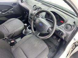 
										Ford Figo 1.4 Ambiente B/tooth full									