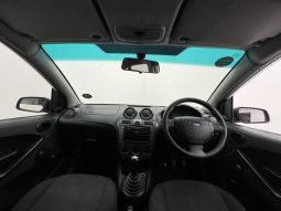 
										Ford Figo 1.4 Ambiente B/tooth full									