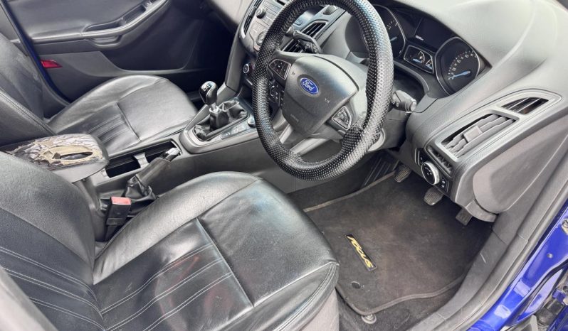 
								Ford Focus 1.0 Ecoboost Trend 5-Door full									
