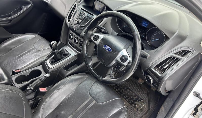 
								Ford Focus 2.0 Gdi Trend 4-Door full									