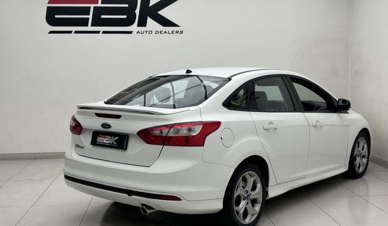 
								Ford Focus 2.0 Gdi Trend 4-Door full									