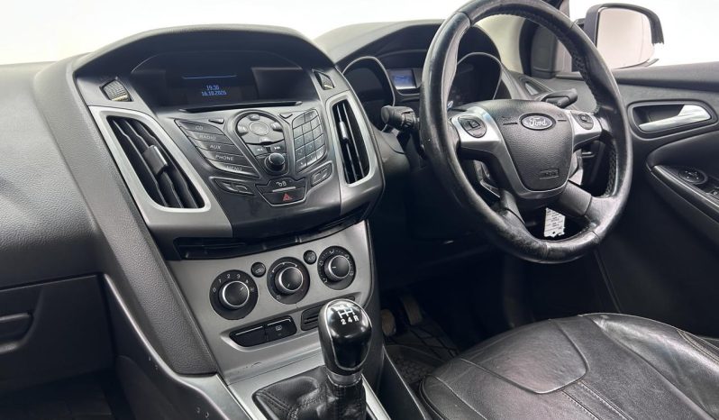 
								Ford Focus 2.0 Gdi Trend 4-Door full									