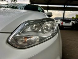 
										Ford Focus 2.0 Gdi Trend 5-Door full									