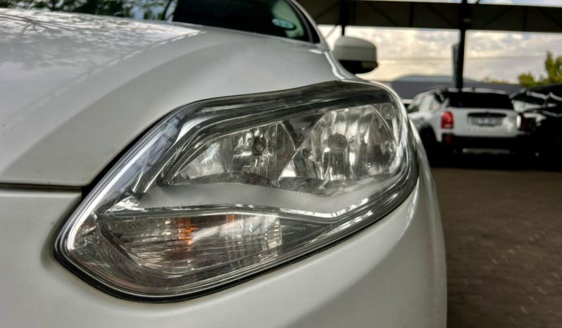 
								Ford Focus 2.0 Gdi Trend 5-Door full									