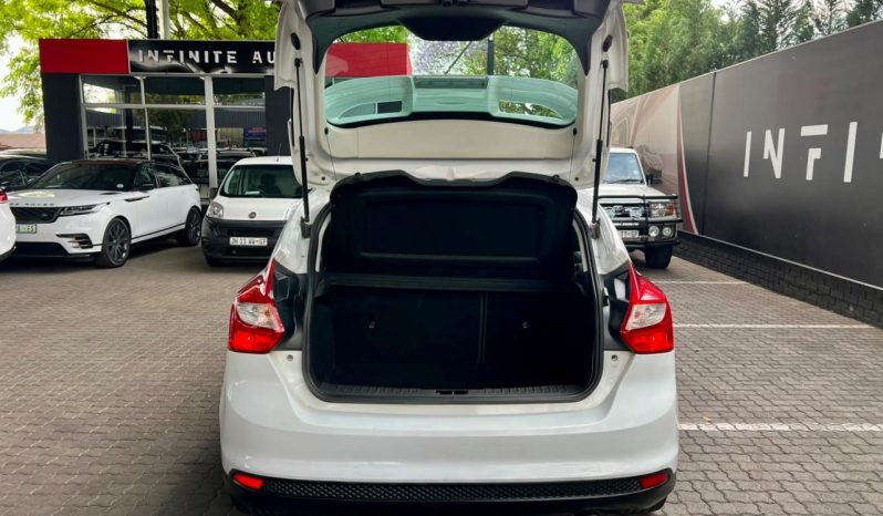 
								Ford Focus 2.0 Gdi Trend 5-Door full									