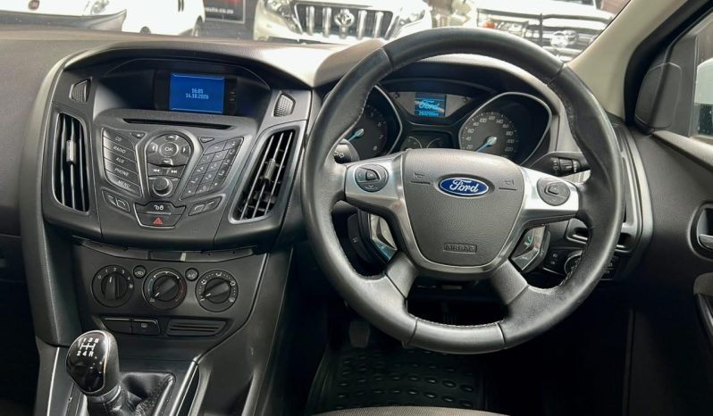 
								Ford Focus 2.0 Gdi Trend 5-Door full									