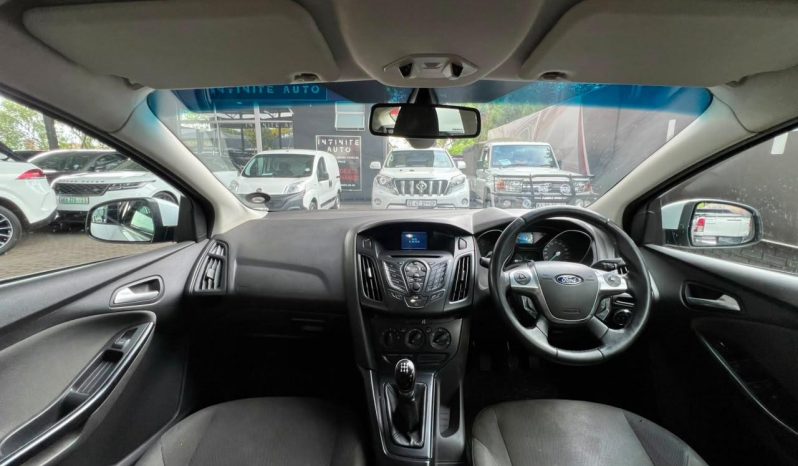 
								Ford Focus 2.0 Gdi Trend 5-Door full									