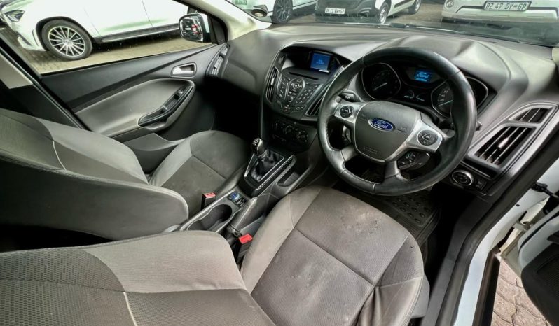 
								Ford Focus 2.0 Gdi Trend 5-Door full									