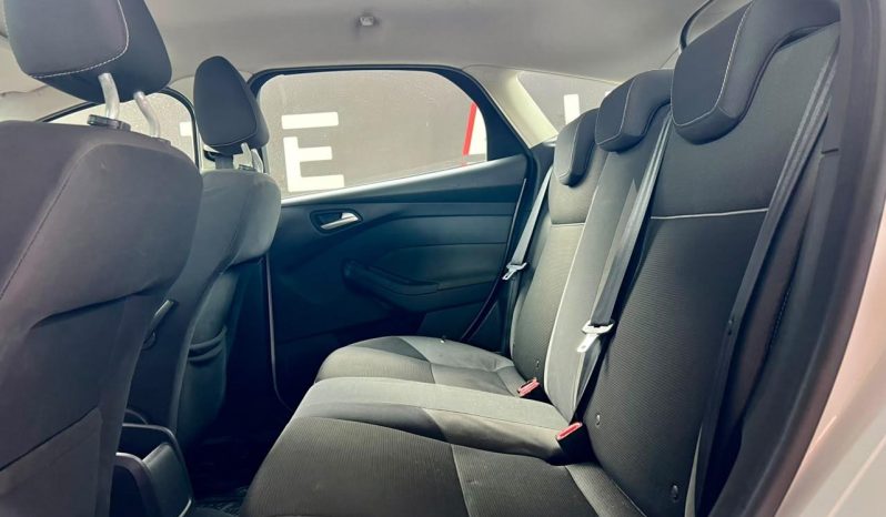 
								Ford Focus 2.0 Gdi Trend 5-Door full									