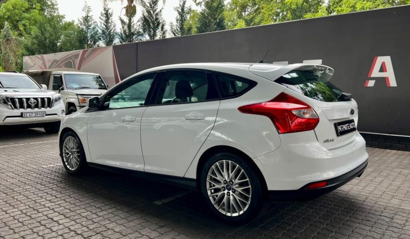 
								Ford Focus 2.0 Gdi Trend 5-Door full									