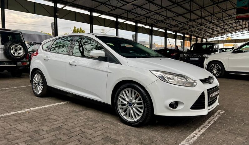 
								Ford Focus 2.0 Gdi Trend 5-Door full									