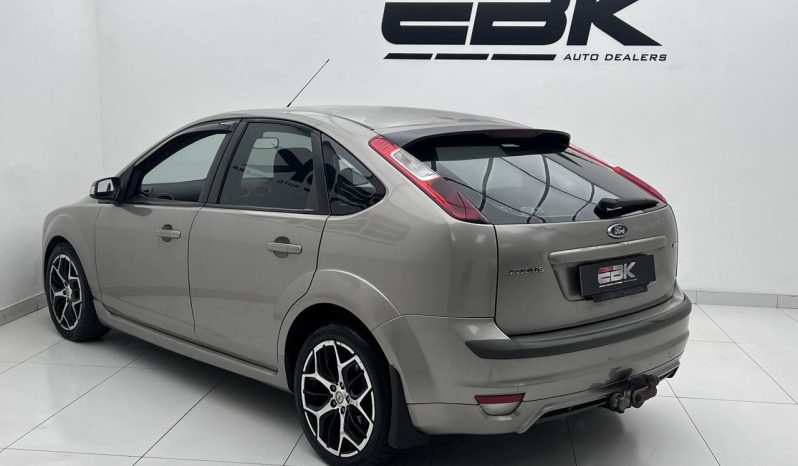 
								Ford Focus 2.0 Tdci Trend 4-Door full									