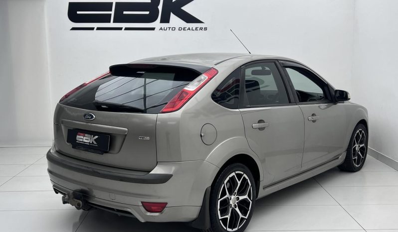
								Ford Focus 2.0 Tdci Trend 4-Door full									