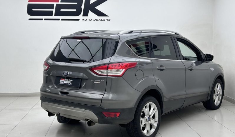
								Ford Kuga 2.0 Tdci Titanium Awd Powershift full									