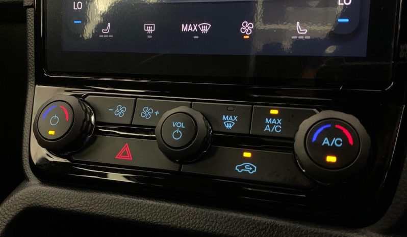 
								Ford Ranger 2.3 Wildtrak D Cab 4X2 At full									