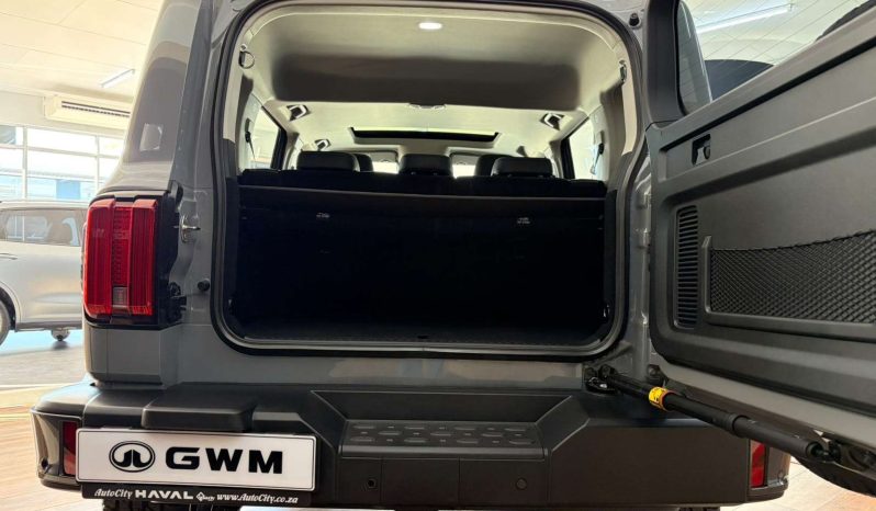 
								GWM TANK 300 TANK 300 2.4TD LUXURY A/T full									