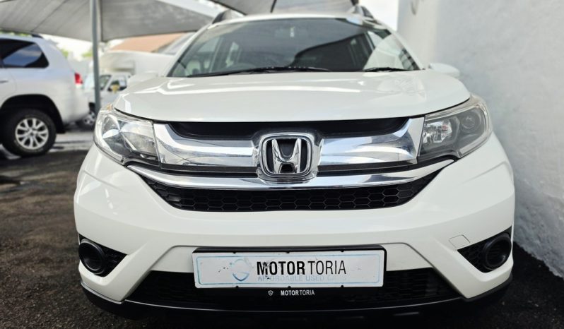 
								Honda Br-V 1.5 Comfort full									