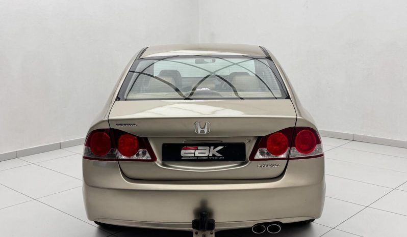 
								Honda Civic 1.8 I-Vtec Vxi 4-Door At full									