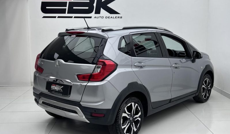 
								Honda Wr-V 1.2 Comfort full									