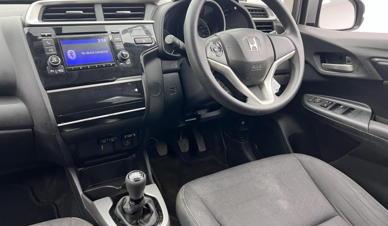 
								Honda Wr-V 1.2 Comfort full									