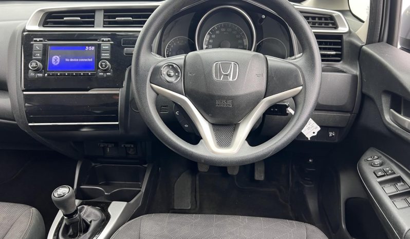 
								Honda Wr-V 1.2 Comfort full									