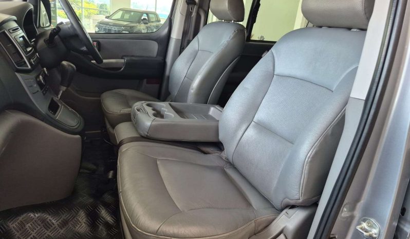 
								Hyundai H-1/STARIA H-1 2.5 CRDI A/T/ 2.5 ELITE A/T full									