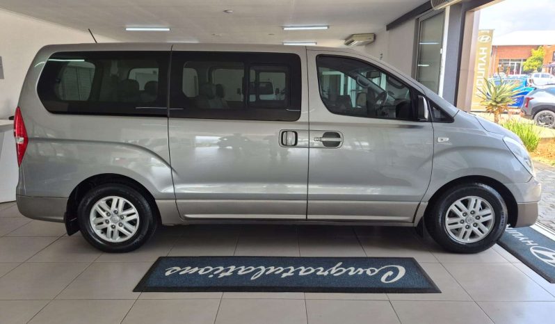 
								Hyundai H-1/STARIA H-1 2.5 CRDI A/T/ 2.5 ELITE A/T full									