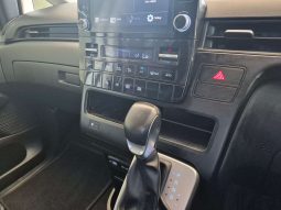 
										Hyundai H-1/STARIA STARIA 2.2D EXECUTIVE A/T full									