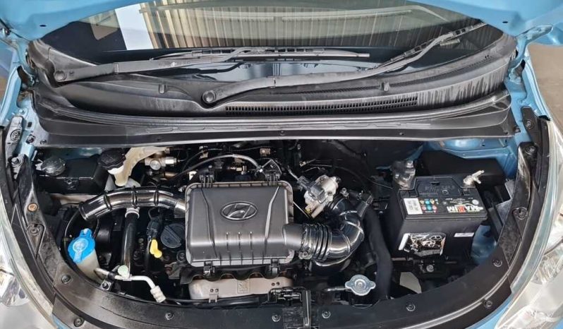
								Hyundai I10 1.1 Motion full									