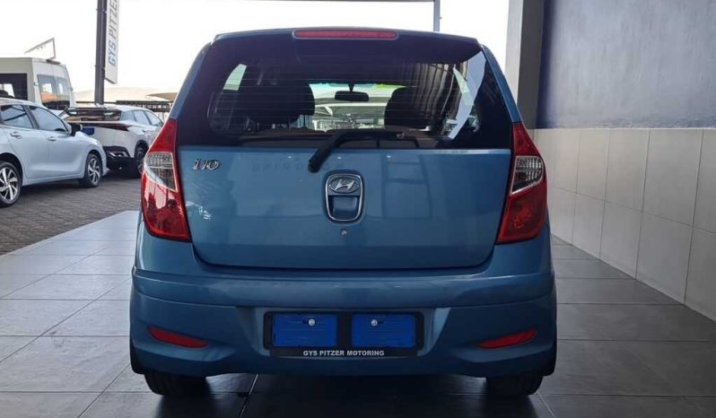 
								Hyundai I10 1.1 Motion full									