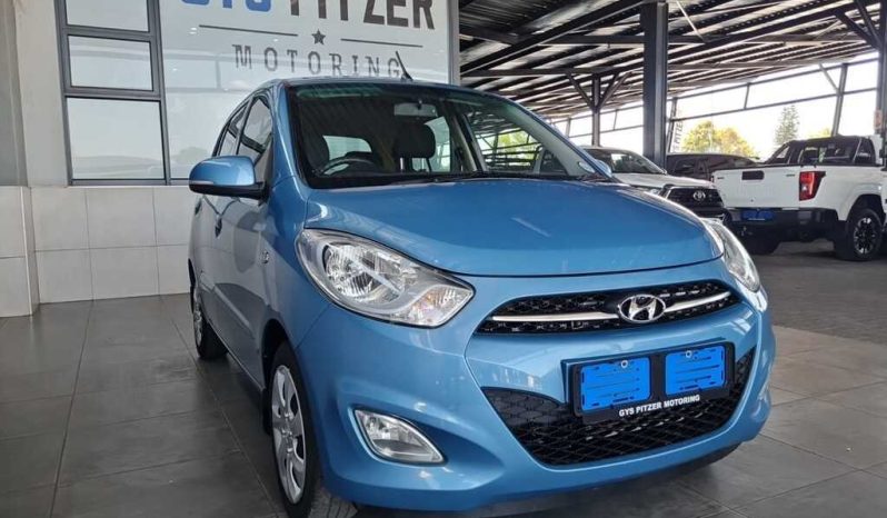 
								Hyundai I10 1.1 Motion full									