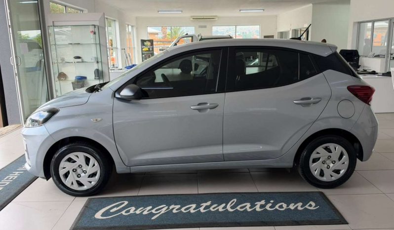 
								Hyundai i10 / i20 / i30 GRAND i10 1.0 MOTION/PREMIUM full									