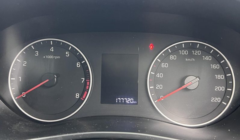 
								Hyundai I20 1.2 Motion full									