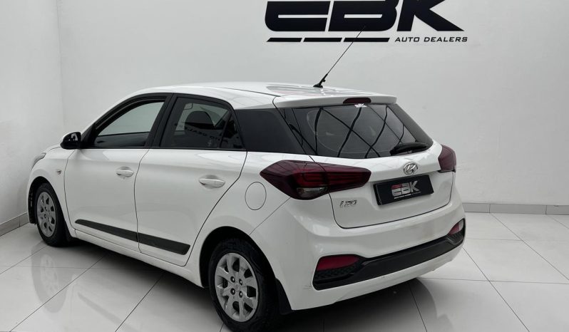 
								Hyundai I20 1.2 Motion full									