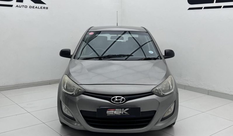 
								Hyundai I20 1.2 Motion full									