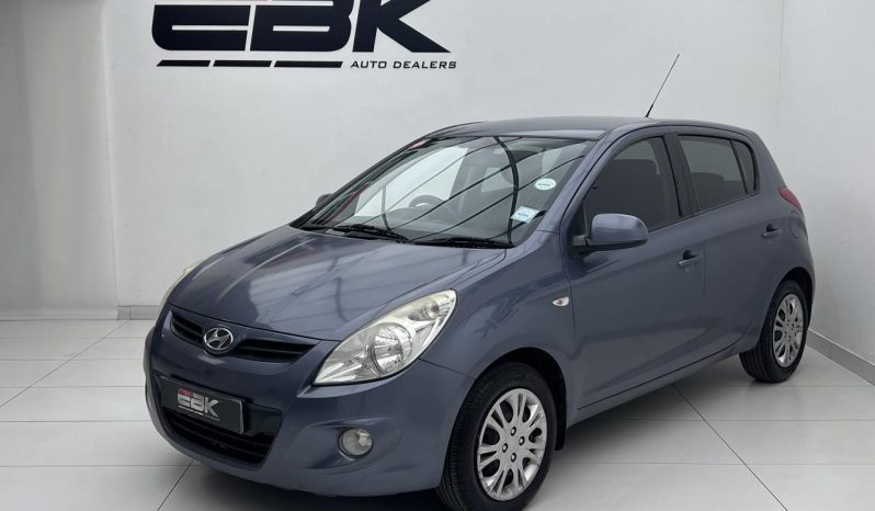 
								Hyundai I20 1.4 Gl full									