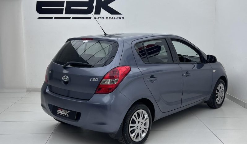 
								Hyundai I20 1.4 Gl full									