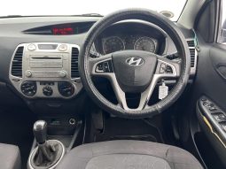 
										Hyundai I20 1.4 Gl full									