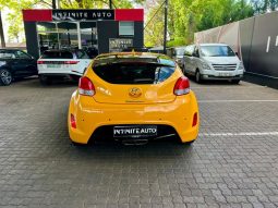 
										Hyundai Veloster 1.6 Gdi Executive full									
