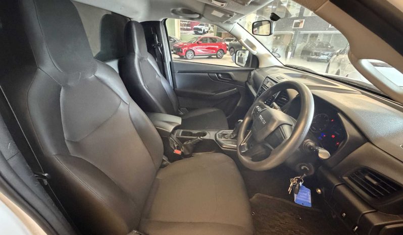 
								Isuzu D-Max 1.9 Ddi S Cab 4X4 Hr L At Rhd full									