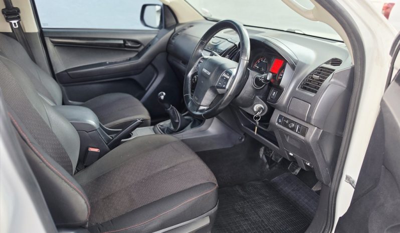 
								Isuzu D-Max 250 Ho D/cab Le full									